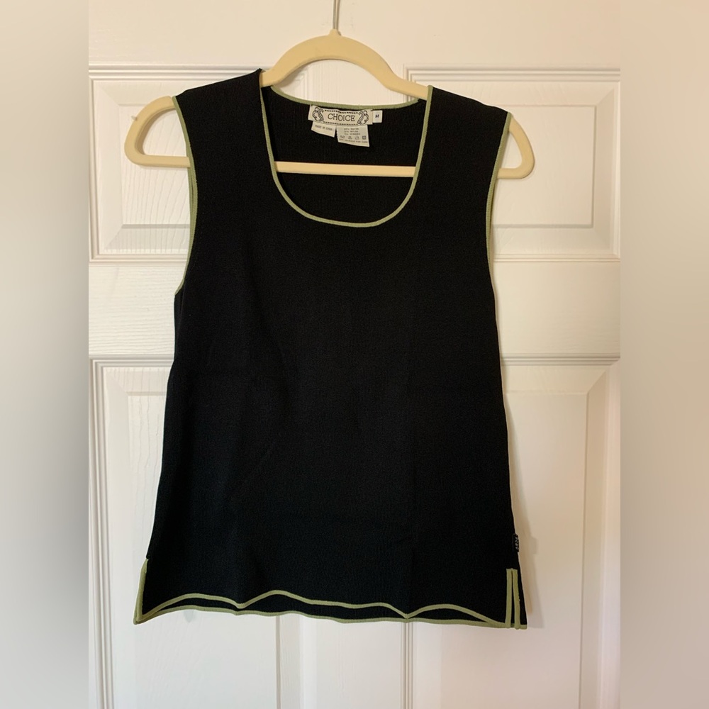 Choices Black Sleeveless Fitted Tank Top Green Trim Medium Minimalist Casual
